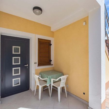 Rino Appartamento Porec Esterno foto