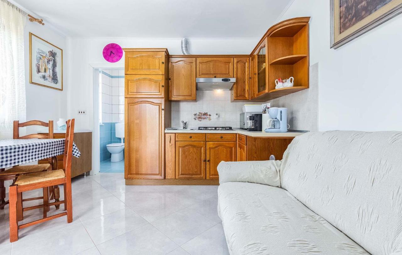 Rino Appartamento Porec Esterno foto
